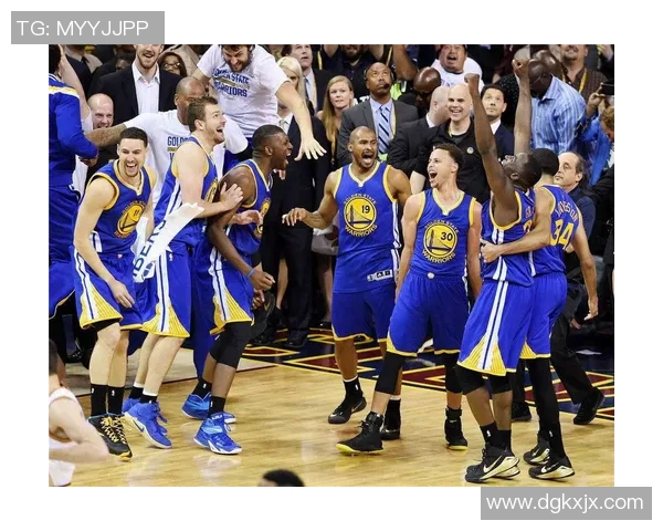 2015年勇士与骑士总决赛全场精彩回放重温经典对决瞬间 2015年勇士与骑士总决赛全场精彩回放重温经典对决瞬间